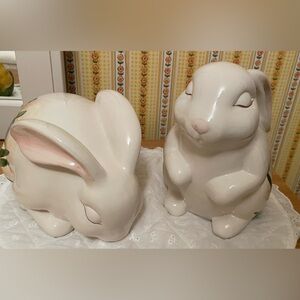 Vintage WCL Hand Painted Ceramic PAIR (2) Bunnies